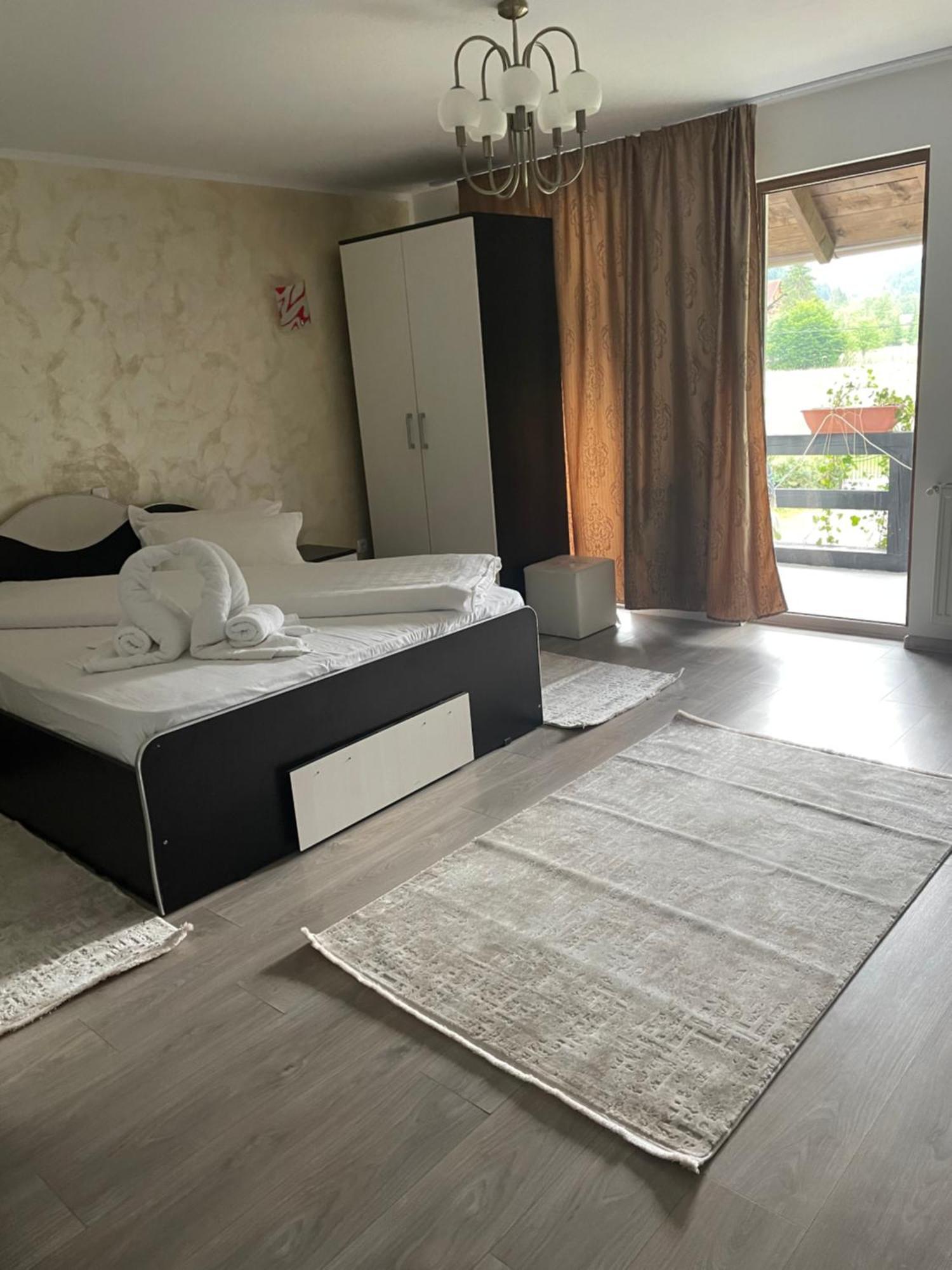 Casa Voronet Hotel Kültér fotó